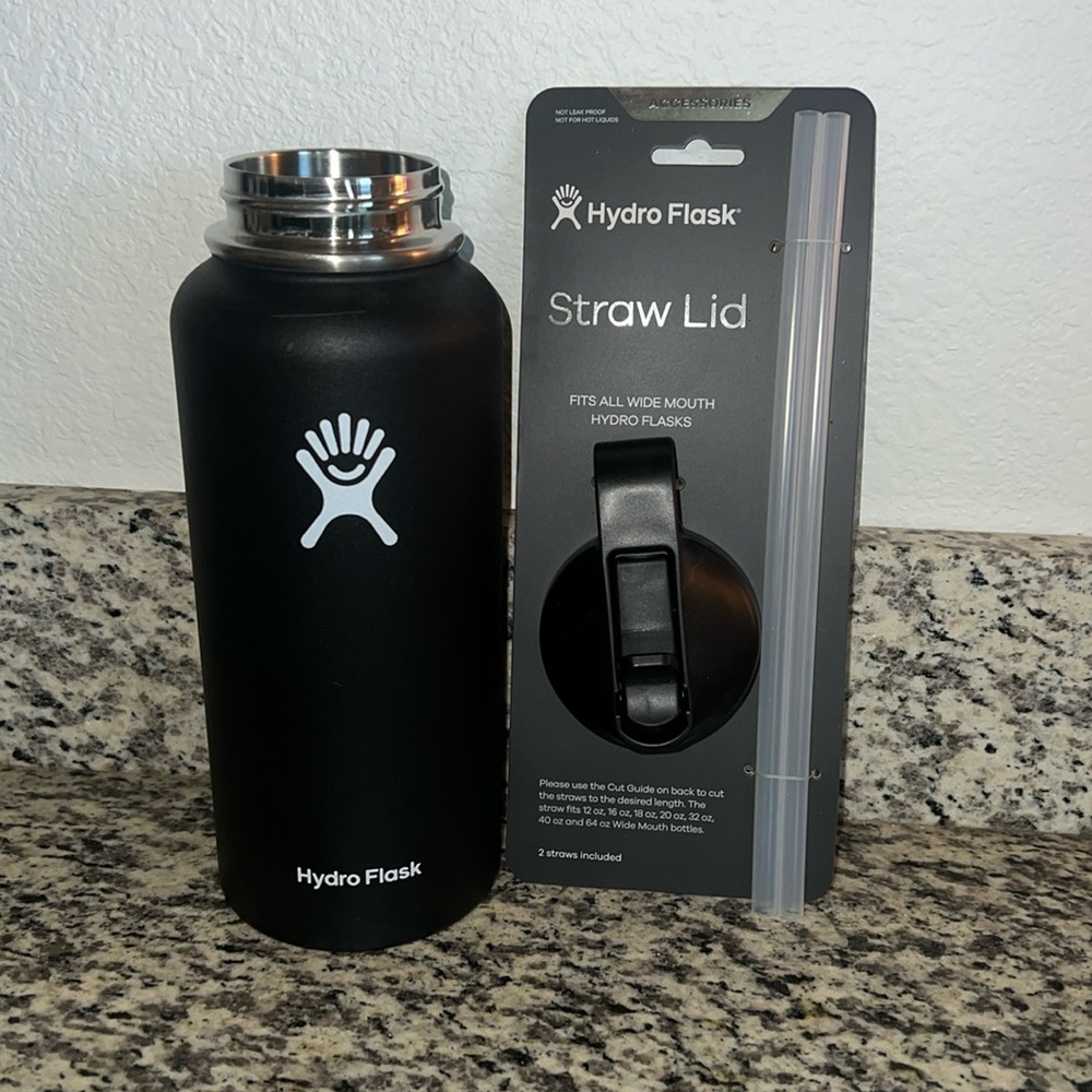 Black 32oz wide mouth hydroflask